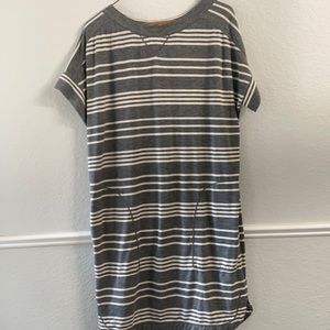 Max Studio T Shirt Dress Medium